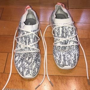 Adidas cloudfoam women’s sneakers